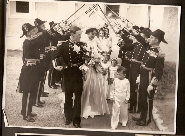 Wedding of Lieutenant Hotham and Aileen\n